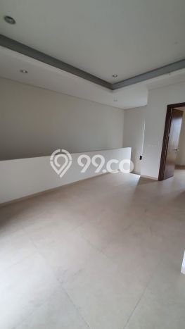 Ready to Use! Luxury House LT 200m2 Desain Elegan di Alam Sutera Ready to Use! Luxury House LT 200m2 Desain Elegan di Alam Sutera