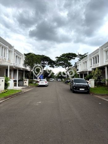 Rumah Elit Modern Tanpa Renovasi di Gading Serpong The Spring Tangerang Rumah Elit Modern Tanpa Renovasi di Gading Serpong The Spring Tangerang