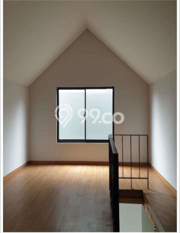 Rumah Luxury Modern Tanpa Renovasi di BSD Green Wich Tangerang Rumah Luxury Modern Tanpa Renovasi di BSD Green Wich Tangerang