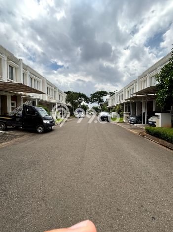 Rumah Elit Modern Tanpa Renovasi di Gading Serpong The Spring Tangerang Rumah Elit Modern Tanpa Renovasi di Gading Serpong The Spring Tangerang