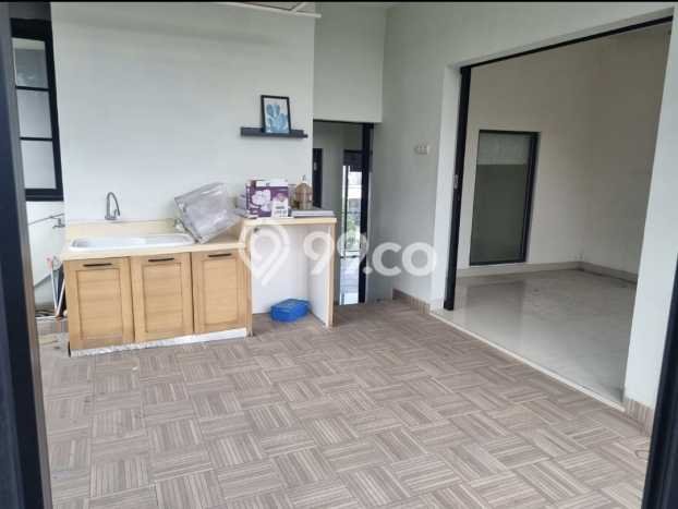Jual Rumah Eksklusif 3 KT di BSD City, Tangerang Jual Rumah Eksklusif 3 KT di BSD City, Tangerang