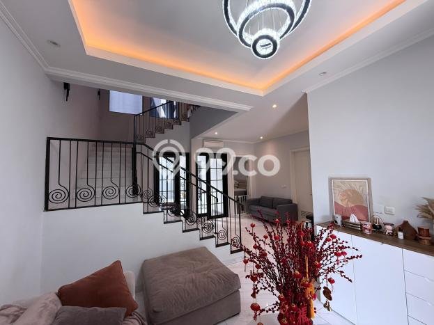 Ready to Use! Luxury House LT 144m2 Desain Modern di Alam Sutera Ready to Use! Luxury House LT 144m2 Desain Modern di Alam Sutera