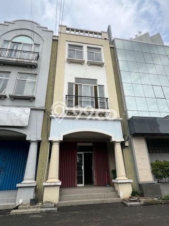 Unit Ruko Dijual di Tangerang LT 91m2 & LB 249m2 Unit Ruko Dijual di Tangerang LT 91m2 & LB 249m2