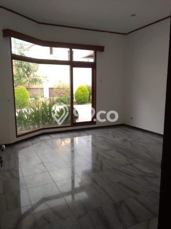 Hunian Elit LB 1110m2 Siap Huni Desain Elegan di Cipete, Jakarta Selatan Hunian Elit LB 1110m2 Siap Huni Desain Elegan di Cipete, Jakarta Selatan