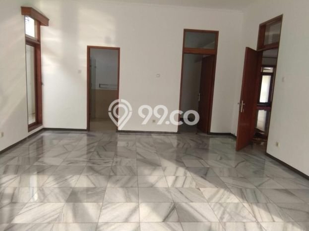 Hunian Elit LB 1110m2 Siap Huni Desain Elegan di Cipete, Jakarta Selatan Hunian Elit LB 1110m2 Siap Huni Desain Elegan di Cipete, Jakarta Selatan