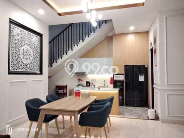 Dijual Rumah Luas Megah Dengan View Eksklusif di Pekayon, Bekasi Dijual Rumah Luas Megah Dengan View Eksklusif di Pekayon, Bekasi