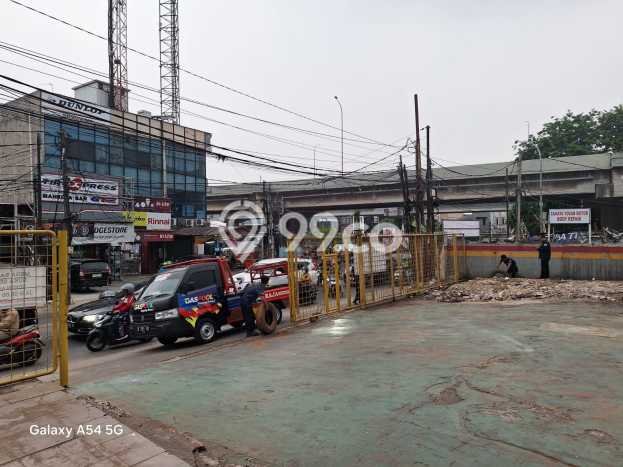 Komersial Lokasi Strategis di Jatibening, Luas 300m², Disewakan, Area Niaga Komersial Lokasi Strategis di Jatibening, Luas 300m², Disewakan, Area Niaga