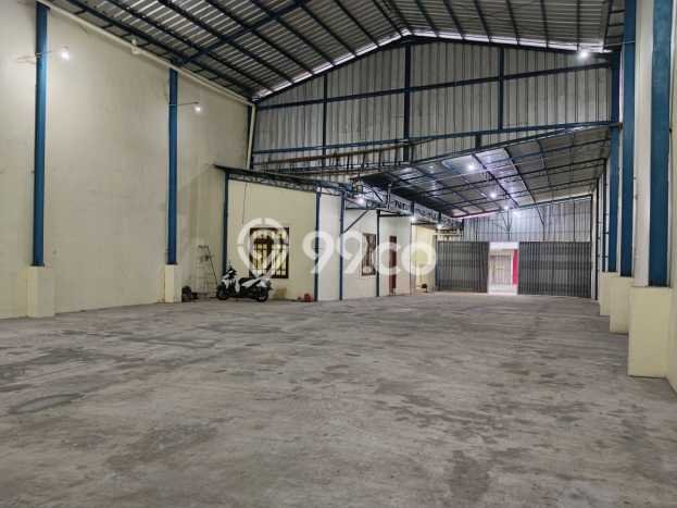 LOKASI BISNIS! Gudang Disewakan di Jati Asih, Luas 450m², Area Strategis LOKASI BISNIS! Gudang Disewakan di Jati Asih, Luas 450m², Area Strategis