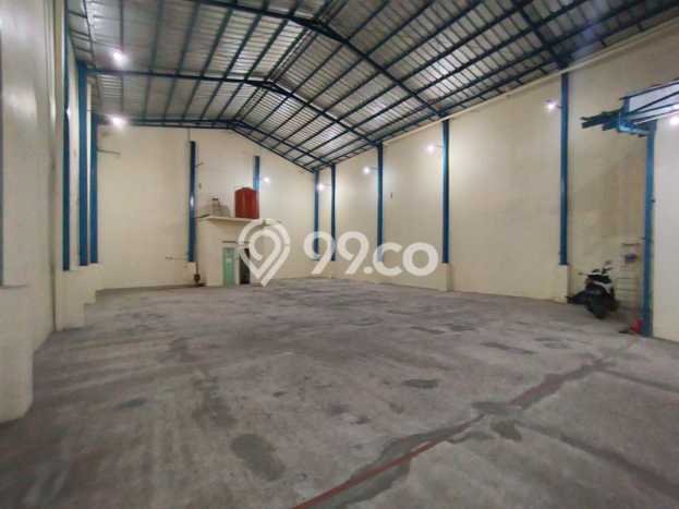 LOKASI BISNIS! Gudang Disewakan di Jati Asih, Luas 450m², Area Strategis LOKASI BISNIS! Gudang Disewakan di Jati Asih, Luas 450m², Area Strategis