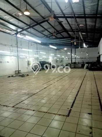 AREA PREMIUM! Gudang For Rent Kawasan Cikunir, Luas 750m², Jalan Utama AREA PREMIUM! Gudang For Rent Kawasan Cikunir, Luas 750m², Jalan Utama