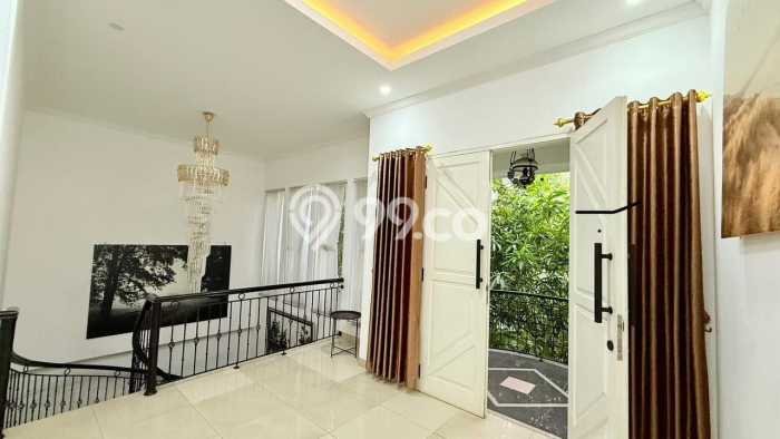 Jual Rumah Luas Elegan Dengan View Cantik di Taman Galaxy, Bekasi Jual Rumah Luas Elegan Dengan View Cantik di Taman Galaxy, Bekasi