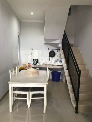 Rumah Luas Asri 3 KT Siap Pakai di Jatimurni Bekasi Rumah Luas Asri 3 KT Siap Pakai di Jatimurni Bekasi