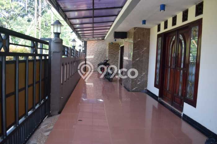 Rumah Mewah LB 208m2 Siap Pakai Desain Elegan di Bintara, Bekasi Rumah Mewah LB 208m2 Siap Pakai Desain Elegan di Bintara, Bekasi