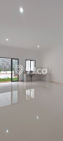 Dijual Rumah Luas Megah Dengan View Cantik di Pondok Kelapa, Jakarta Timur Dijual Rumah Luas Megah Dengan View Cantik di Pondok Kelapa, Jakarta Timur