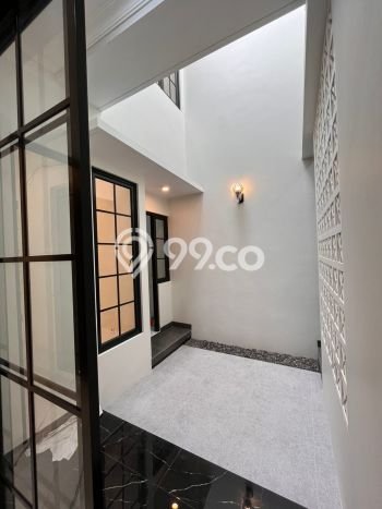 Dijual Rumah Mewah Elegan Dengan View Cantik di BSD Griya Loka, Tangerang Dijual Rumah Mewah Elegan Dengan View Cantik di BSD Griya Loka, Tangerang