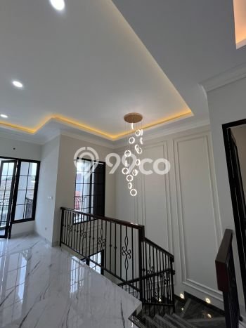 Dijual Rumah Mewah Elegan Dengan View Cantik di BSD Griya Loka, Tangerang Dijual Rumah Mewah Elegan Dengan View Cantik di BSD Griya Loka, Tangerang