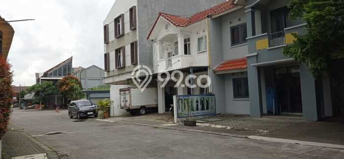 Jual Ruko Kawasan Premium Kawasan Babakan Ciparay, Luas 200m², Jalan Raya Jual Ruko Kawasan Premium Kawasan Babakan Ciparay, Luas 200m², Jalan Raya