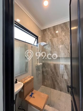Dijual Rumah Mewah Elegan Dengan View Cantik di BSD Griya Loka, Tangerang Dijual Rumah Mewah Elegan Dengan View Cantik di BSD Griya Loka, Tangerang
