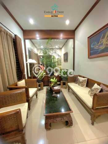 Ready to Use! Luxury House LT 221m2 Desain Elegan di Bintaro Ready to Use! Luxury House LT 221m2 Desain Elegan di Bintaro