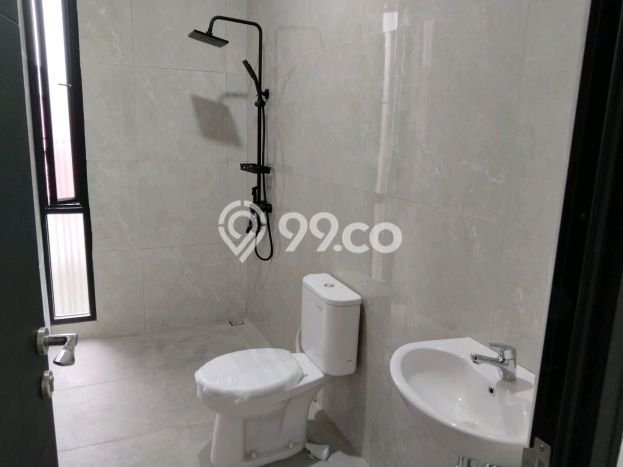 Ready to Use! Premium House LT 106m2 Desain Elegan di Bintaro Ready to Use! Premium House LT 106m2 Desain Elegan di Bintaro