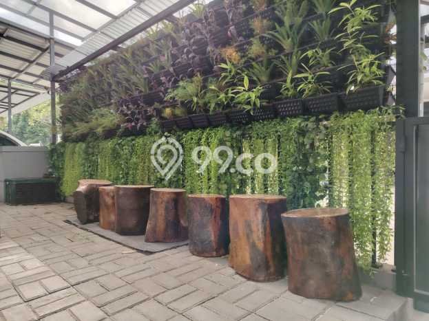Hunian Elit LB 450m2 Siap Pakai Desain Elegan di Bintaro, Tangerang Selatan Hunian Elit LB 450m2 Siap Pakai Desain Elegan di Bintaro, Tangerang Selatan