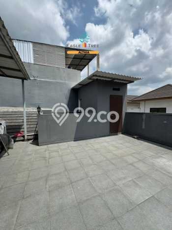 Rumah Mewah Siap Huni LT 160m2 di BSD, Tangerang Selatan Rumah Mewah Siap Huni LT 160m2 di BSD, Tangerang Selatan