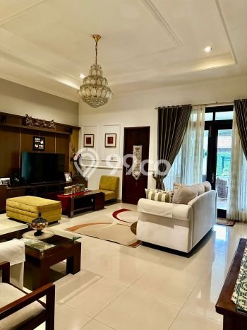 Hunian Eksklusif Dijual LT 660m2 di Ciputat, Tangerang Selatan Hunian Eksklusif Dijual LT 660m2 di Ciputat, Tangerang Selatan