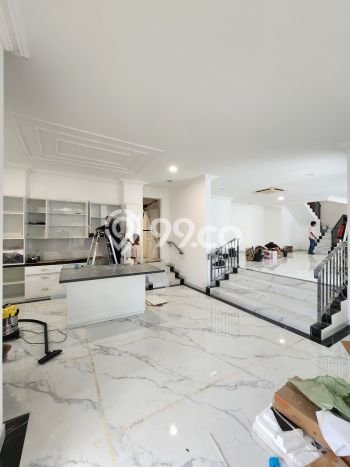 Rumah Luxury Modern Siap Huni di Pondok Indah Jakarta Selatan Rumah Luxury Modern Siap Huni di Pondok Indah Jakarta Selatan