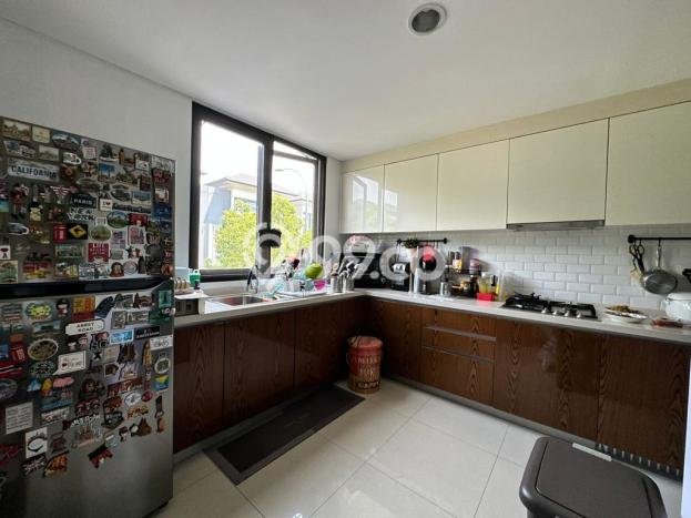 Siap Huni Rumah Mewah 5 Kamar di BSD Dekat ke Mana Saja Siap Huni Rumah Mewah 5 Kamar di BSD Dekat ke Mana Saja