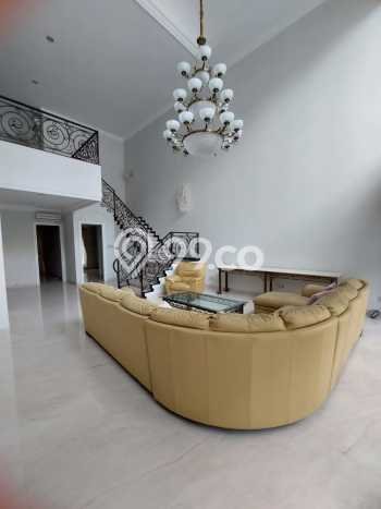 For Sale! Premium House LT 300m2 Desain Elegan di Pondok Indah For Sale! Premium House LT 300m2 Desain Elegan di Pondok Indah