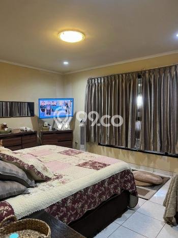 Rumah Elit LB 127m2 Siap Pakai Desain Elegan di Sektor 5 - Bintaro, Tangerang Selatan Rumah Elit LB 127m2 Siap Pakai Desain Elegan di Sektor 5 - Bintaro, Tangerang Selatan