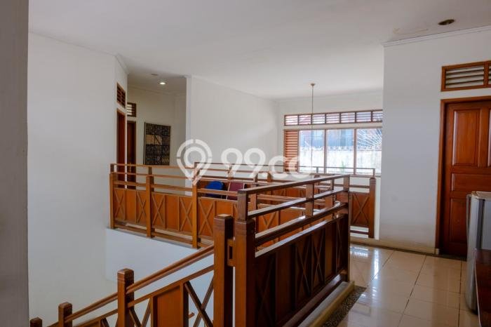 Rumah Elit Modern Tanpa Renovasi di Jati Padang Jakarta Selatan Rumah Elit Modern Tanpa Renovasi di Jati Padang Jakarta Selatan