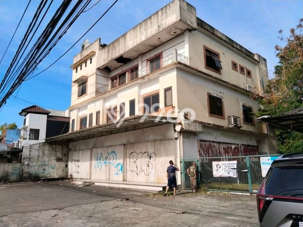Ruko Bagus Dijual LB 500m2 Lokasi Strategis Tangerang Selatan Area Cocok untuk Bisnis Ruko Bagus Dijual LB 500m2 Lokasi Strategis Tangerang Selatan Area Cocok untuk Bisnis