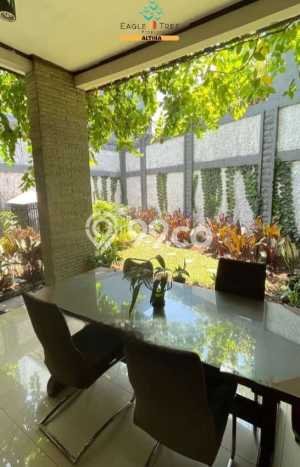 Ready to Use! Luxury House LT 221m2 Desain Elegan di Bintaro Ready to Use! Luxury House LT 221m2 Desain Elegan di Bintaro