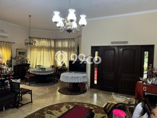 For Sale! Luxury House LT 1778m2 Desain Elegan di Pondok Indah For Sale! Luxury House LT 1778m2 Desain Elegan di Pondok Indah