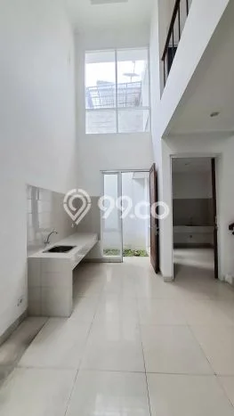 Siap Huni Rumah Mewah 3 Kamar di Kebayoran Lama Dekat ke Mana Saja Siap Huni Rumah Mewah 3 Kamar di Kebayoran Lama Dekat ke Mana Saja