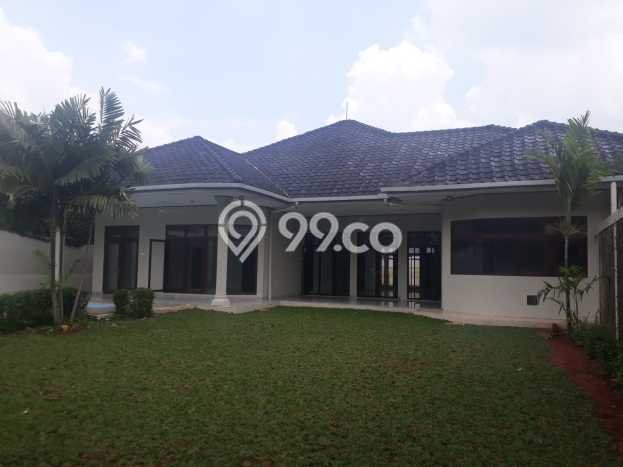 Rumah Elit Modern Tanpa Renovasi di Cipete Jakarta Selatan Rumah Elit Modern Tanpa Renovasi di Cipete Jakarta Selatan
