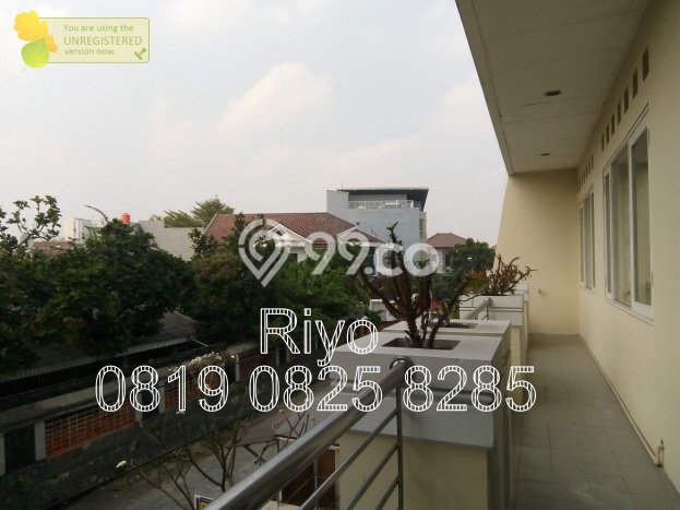 Rumah 4 KT 3 KM di Area Kelapa Gading, Jakarta Utara Rumah 4 KT 3 KM di Area Kelapa Gading, Jakarta Utara