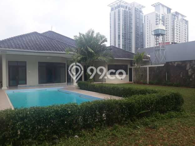 Rumah Elit Modern Tanpa Renovasi di Cipete Jakarta Selatan Rumah Elit Modern Tanpa Renovasi di Cipete Jakarta Selatan