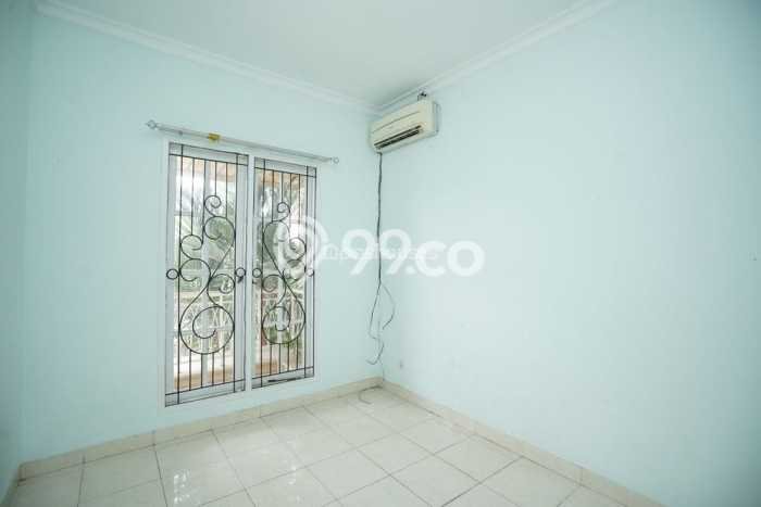 Jual Rumah Mewah Megah Dengan View Eksklusif di Harapan Indah, Bekasi Jual Rumah Mewah Megah Dengan View Eksklusif di Harapan Indah, Bekasi