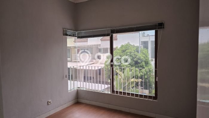 Sewa Rumah Murah di Jakarta Garden City Jakarta Timur Punya 4 Kamar Tidur Sewa Rumah Murah di Jakarta Garden City Jakarta Timur Punya 4 Kamar Tidur