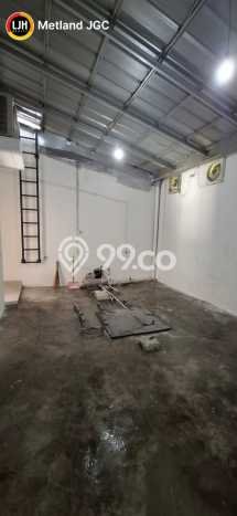 Ruko Disewakan Kawasan Jakarta Garden City, Luas 95m2m², Area Komersial, Jalan Utama Ruko Disewakan Kawasan Jakarta Garden City, Luas 95m2m², Area Komersial, Jalan Utama