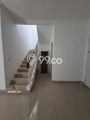 Dijual Cepat Rumah Bagus Siap Huni LB 75m2 di Cakung, Jakarta Timur Dijual Cepat Rumah Bagus Siap Huni LB 75m2 di Cakung, Jakarta Timur