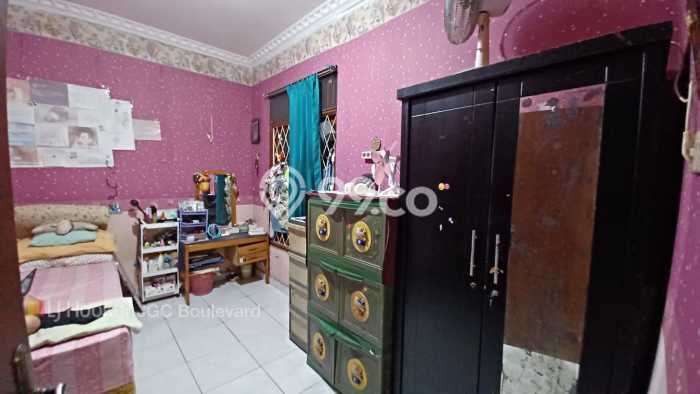 For Sale! Luxury House LT 225m2 Desain Modern di Petukangan For Sale! Luxury House LT 225m2 Desain Modern di Petukangan
