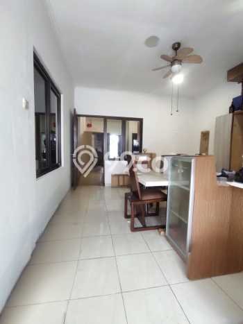 Rumah Luas Asri 2 KT Siap Huni di Harapan Indah Bekasi Rumah Luas Asri 2 KT Siap Huni di Harapan Indah Bekasi
