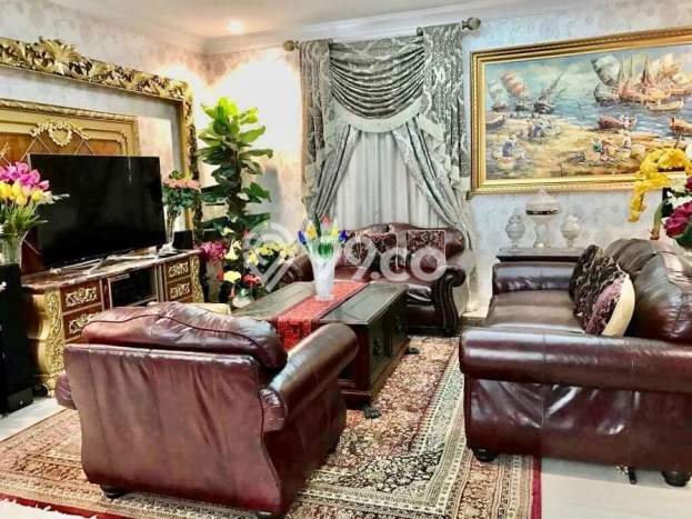 Siap Huni Rumah Mewah 5 Kamar di Kelapa Gading Dekat ke Mana Pun Siap Huni Rumah Mewah 5 Kamar di Kelapa Gading Dekat ke Mana Pun