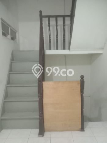 Disewakan! Rumah 4 Kamar Tidur &
3 Kamar Mandi di Pulomas, Jakarta Timur Disewakan! Rumah 4 Kamar Tidur &
3 Kamar Mandi di Pulomas, Jakarta Timur