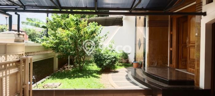 Dijual Rumah Mewah Elegan Dengan View Eksklusif di Pulomas, Jakarta Timur Dijual Rumah Mewah Elegan Dengan View Eksklusif di Pulomas, Jakarta Timur