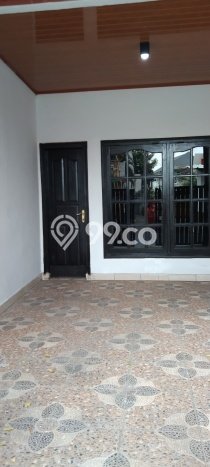 For Sale! Luxury House LT 97m2 Desain Modern di Pulomas For Sale! Luxury House LT 97m2 Desain Modern di Pulomas