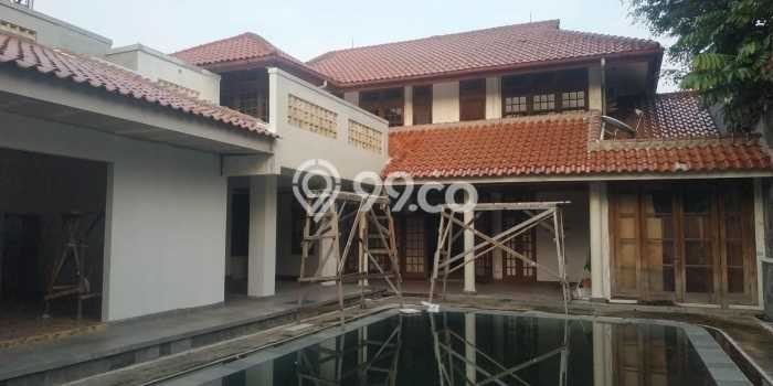 Rumah Elit Modern Siap Huni di Pondok Indah Jakarta Selatan Rumah Elit Modern Siap Huni di Pondok Indah Jakarta Selatan
